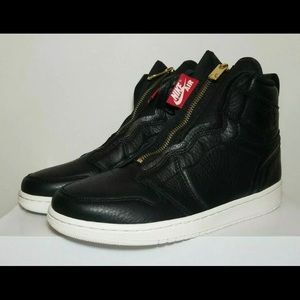 Women's Air Jordan 1 High Zip Casual Shoes